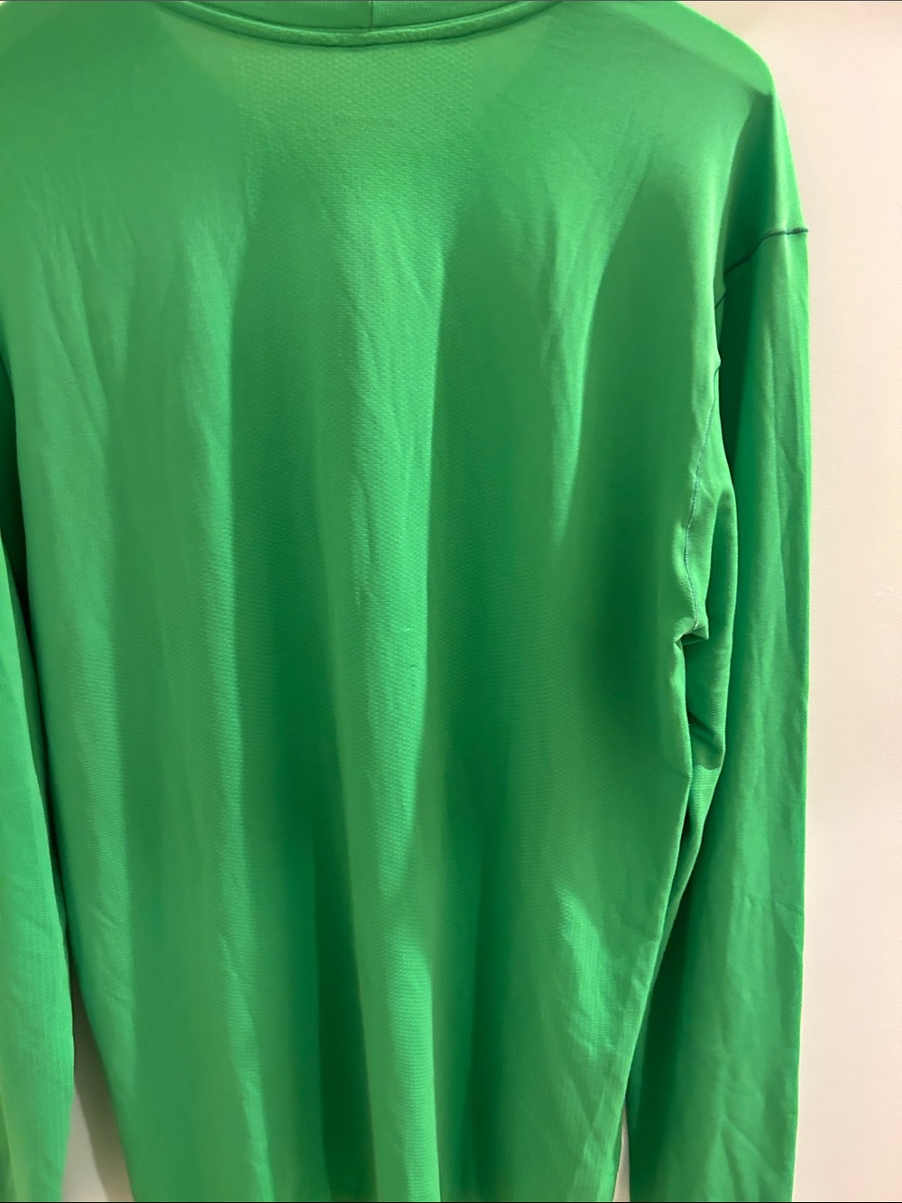 Patagonia Men’s Long-Sleeve Crew Shirt - Bright Green - Picture 3 of 3